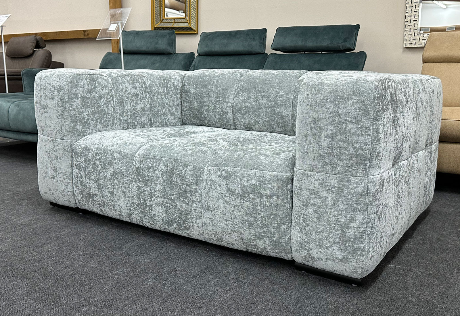 Lucy Loveseat