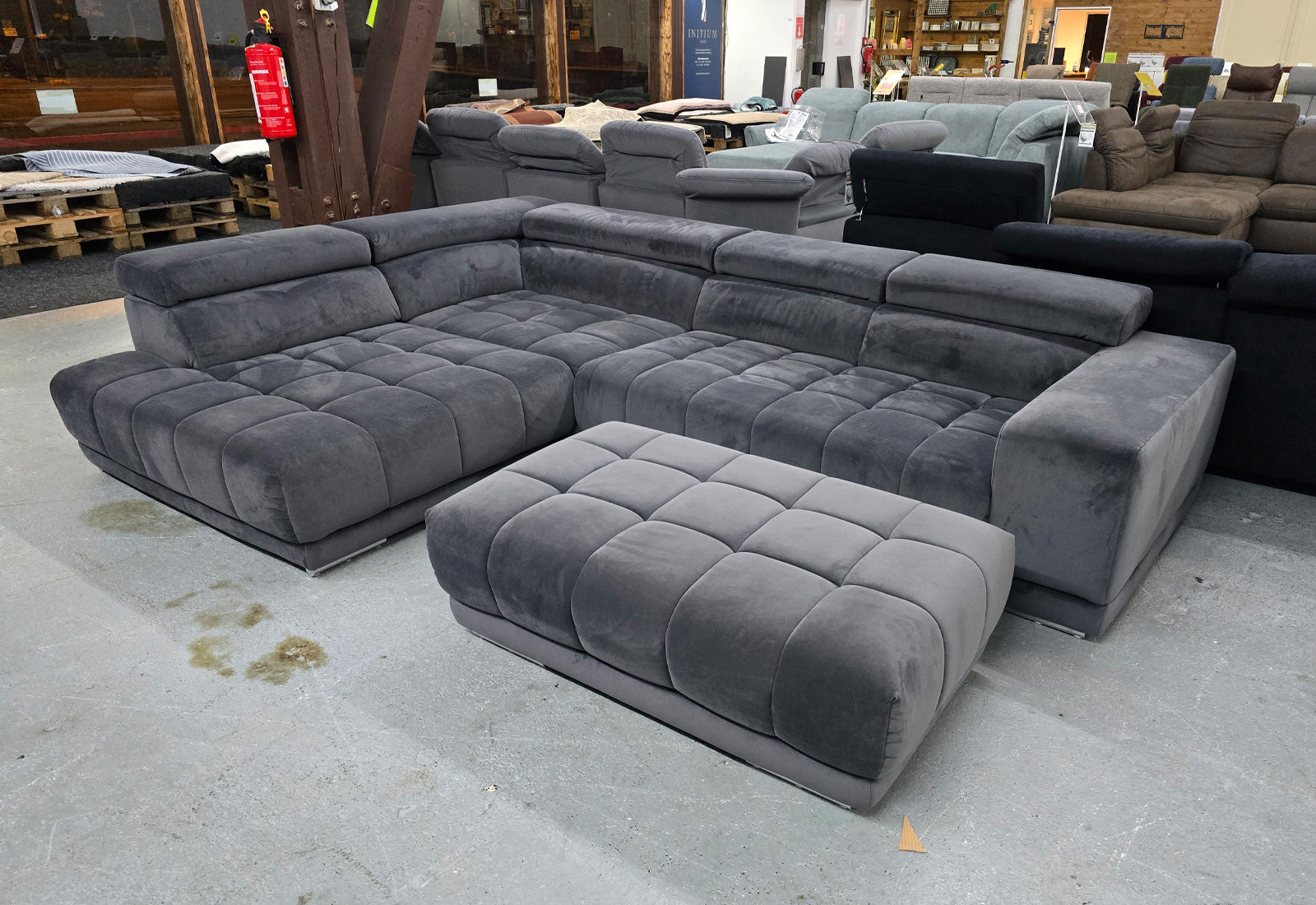 MP-IN15053 mit XXL Hocker anthrazit