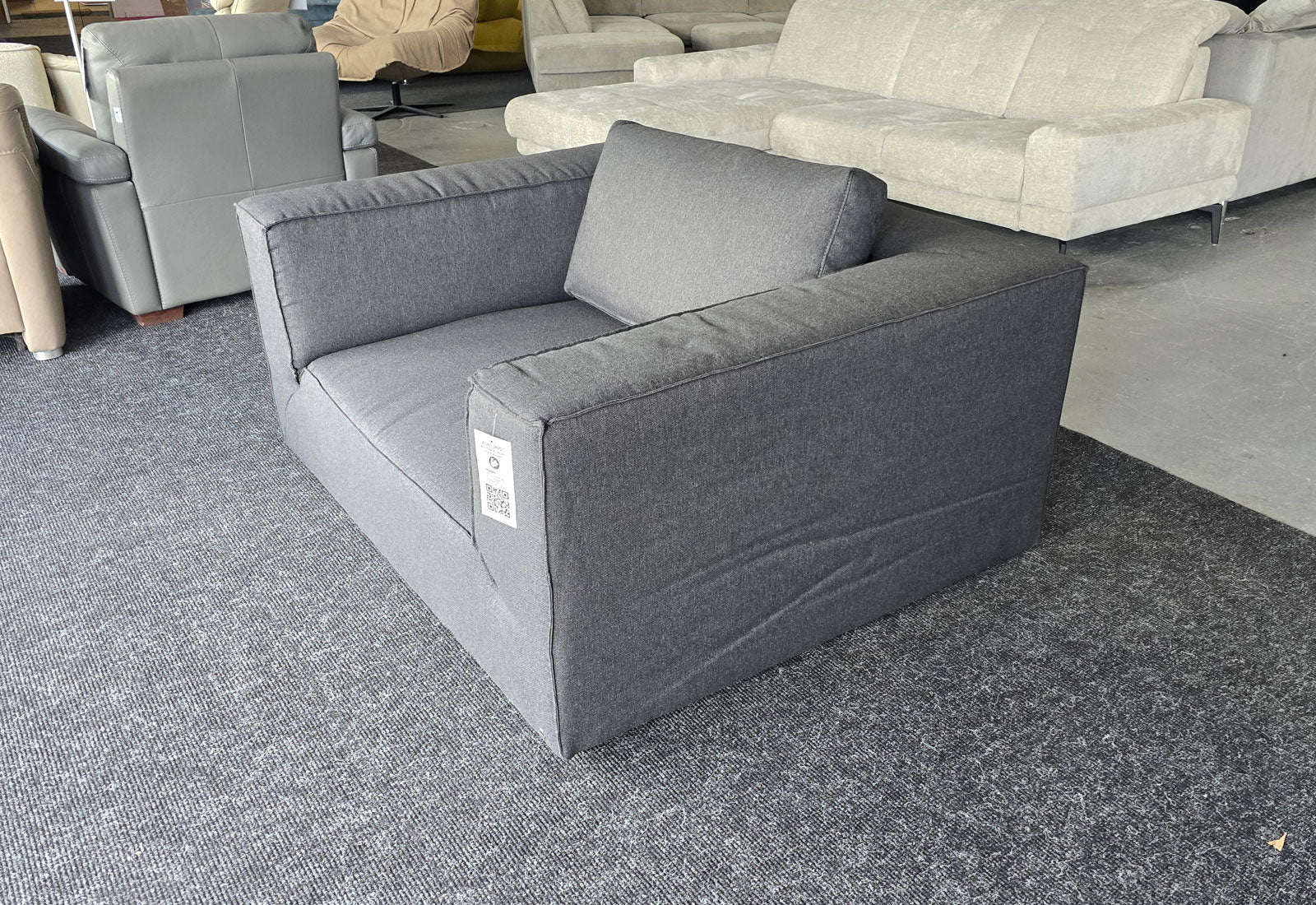Big Cube Style mit XXL Hocker