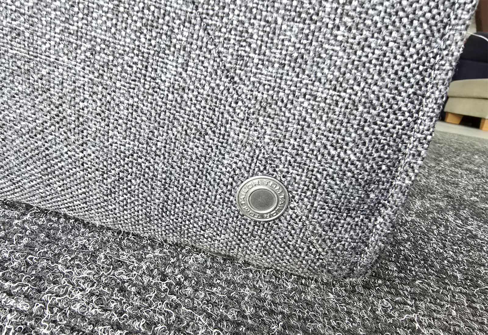 Big Cube Style mit XXL Hocker